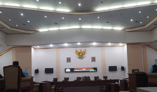 DPRD Sampang Gelar Paripurna LKPJ Tahun 2023, dan Bentuk 15 Anggota Tim Pansus 