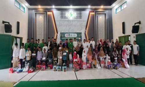 Raih Hikmah Ramadhan, IDI dan IIDI, Kolaborasi PC GP Ansor Bondowoso Santuni Puluhan Anak Yatim
