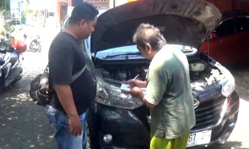 Banjir Pesanan! Rental Mobil di Jombang Full Booking Jelang Lebaran