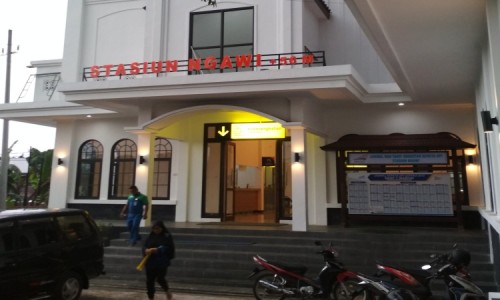 Empat Ribu Pemudik Tiba di Stasiun Ngawi, Akan Terus Bertambah Hingga H-1