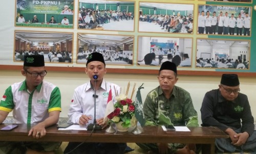 PCNU Surabaya Desak Pemkot Hentikan Pembentukan Sub Unit Pengumpul Zakat di Kampung
