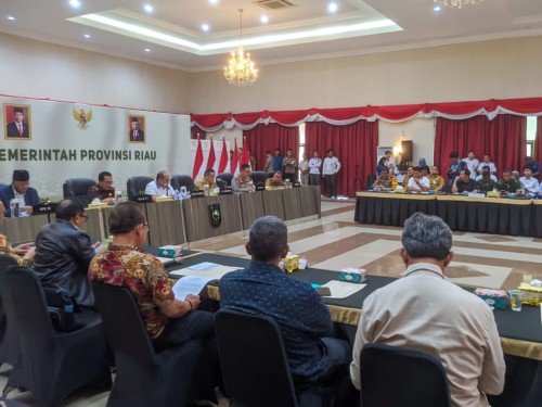 Hadiri Kunker Tim Komisi DPR RI, Akmal Abbas Paparkan Peran Kejati Riau Selama Pilkada