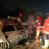 Diduga Akibat Korsleting Listrik, Mobil Sedan Terbakar di Ruas Jalan Tol Pemalang - Batang