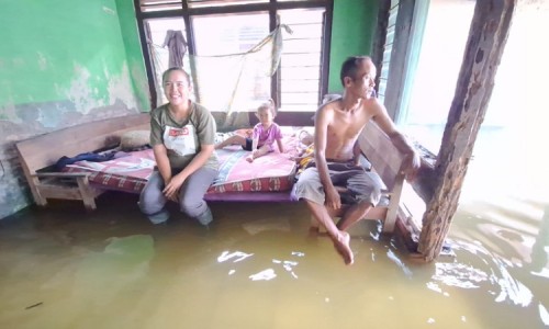 Sudah Sepekan Ratusan Rumah Warga di Pesisir Utara Pemalang Tergenang Banjir Rob 