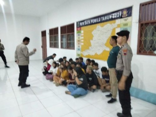 19 Remaja di Banjarnegara Terciduk Razia Kos, Petugas Temukan Kondom dan Dua PSK Pemain Lama