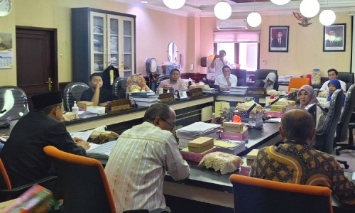 Temukan Solusi, DPRD Selesaikan Sengketa Pedagang dengan Pengelola JMP 2 Surabaya