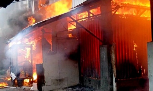 Kebakaran di Pasar Karangkobar Banjarnegara, 774 Los dan Kios Hangus Dilalap Api