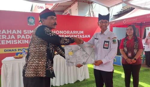 Warga Rasakan Manfaat Padat Karya Pengentasan Kemiskinan dari Dinas PU Pengairan Banyuwangi