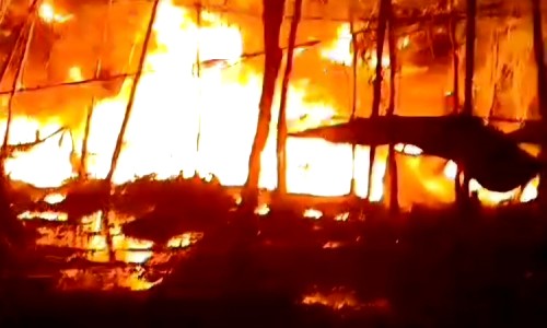 Sumur Minyak Ilegal di Aceh Timur Terbakar