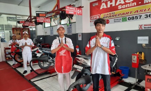 Pos AHASS TEFA SMK Binaan MPM Honda Jatim Terbaik Versi AHM