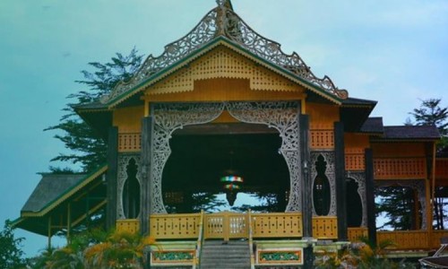 Menelusuri Keindahan dan Sejarah Rumah Adat Melayu Kyai Mangku Negeri di Ketapang Kalimantan Barat