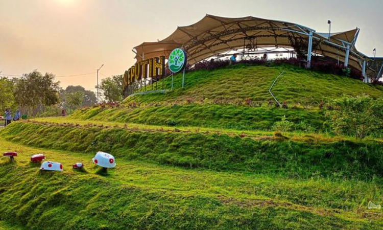 Bukit Kayoe Putih Mojokerto, Destinasi Wisata Baru yang Menarik di Jawa ...