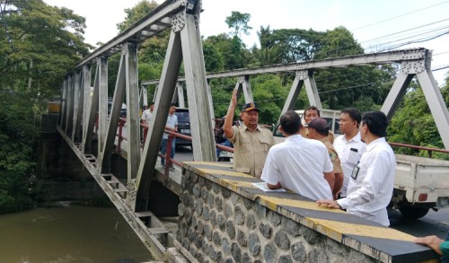Kerap jadi Biang Kemacetan, Sumail Abdullah Dorong Percepatan Pembangunan Jembatan Tambong Banyuwangi