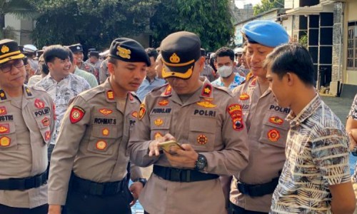 Antisipasi Maraknya Judi Online, Wakapolres Banjarnegara Periksa Ponsel Anggota