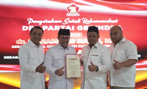 Makin Solid, Gus Haris-Lora Fahmi Terima Rekomendasi Cabup-Cawabup Probolinggo dari Partai Gerindra