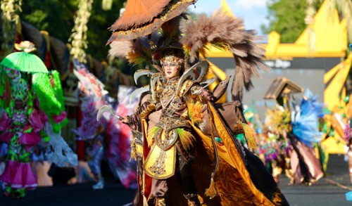 Pukau Ribuan Mata, Banyuwangi Ethno Carnival 2024 Angkat Potensi Desa