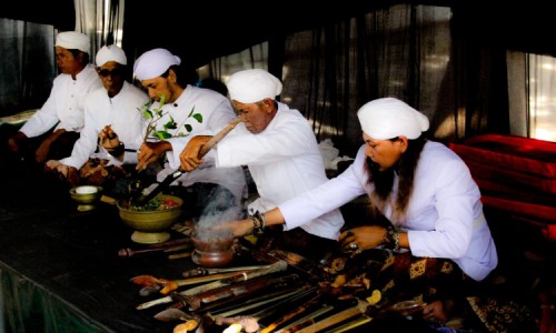 Jamasan Keris Resmi Digelar, Ritual Pusaka Sakral Penuh Makna Sumenep