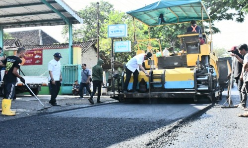 Komisi III DPRD Ungkap, Pembangunan Jalan 93 Titik di Bondowoso Merupakan Hasil Usulan 2023