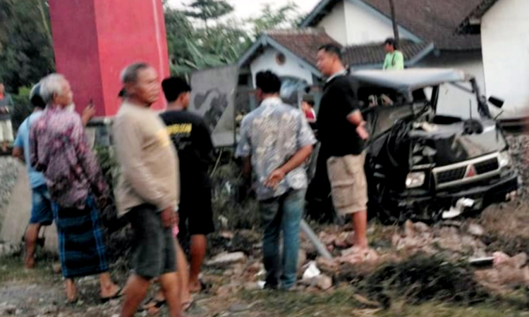 Tertabrak Kereta Api Dhoho Penataran, Satu Orang Meninggal di Perlintasan Kabupaten Blitar