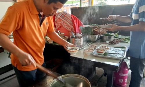 Mencicipi Nasi Grombyang Pemalang, Kuliner yang Banyak Diburu Pejabat hingga Pesohor Ibu Kota