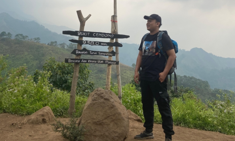 Bukit Cendono di Kabupaten Mojokerto Tawarkan Pengalaman Mendaki dengan View Eksotis