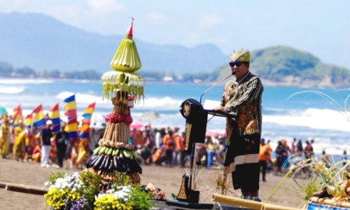 Buka Parade Pegon, Bupati Jember Ingin Event Ini Digelar Setiap Hari Libur