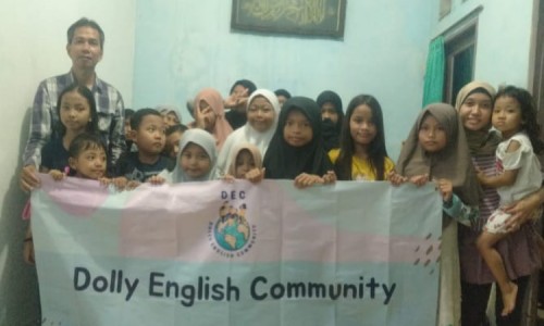 Dolly English Community Fasilitasi Anak Belajar Bahasa Inggris Gratis, Berawal dari Eks Lokalisasi Surabaya