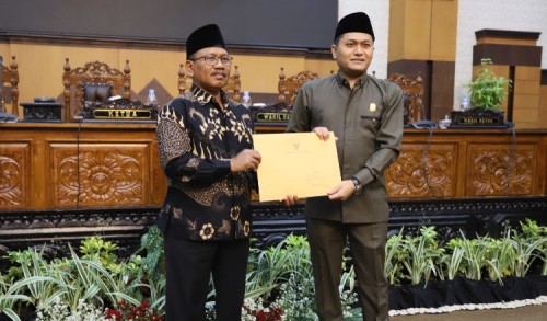 Nota Pengantar Raperda Perubahan APBD 2024 Banyuwangi Dibahas Eksekutif dan Legislatif