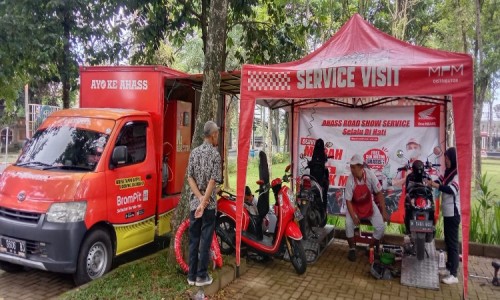 Semarakkan Hari Kemerdekaan Dengan Layanan AHASS Service Keliling