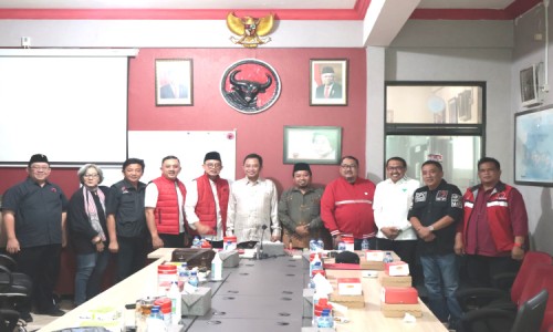 Dinilai Visioner, PDIP Bondowoso Dukung Pasangan Ra Hamid - Ra As'ad di Pilkada 2024