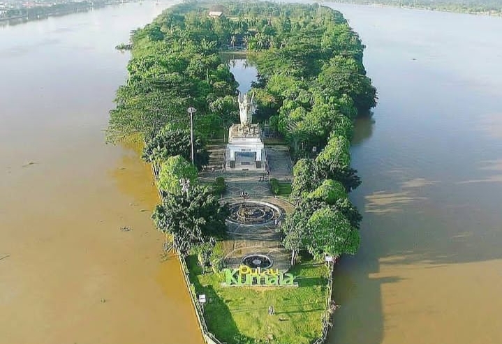 Keindahan Pulau Kumala: Wisata Unik di Tengah Sungai Mahakam