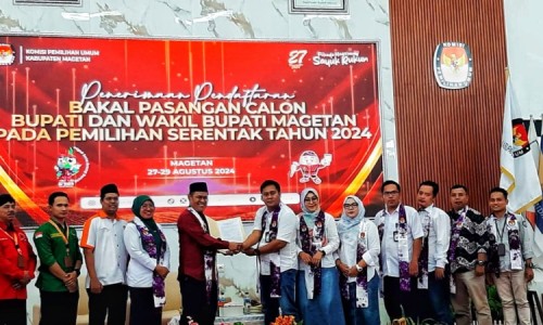 Paslon Bupati dan Wakil Bupati Magetan Sujatno-Ida Daftar ke KPU di Hari Pertama