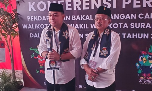 Daftar ke KPU, Eri-Armuji Akan Lawan Kotak Kosong