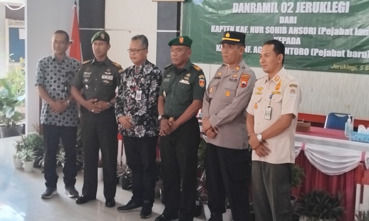 Danramil Jeruklegi Ajak Forkopimcam bersama Masyarakat Sinergi Jaga Kondusifitas Jelang Pilkada di Cilacap