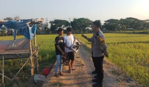 Polres Situbondo Respons Pengaduan Masyarakat soal Benang Layangan Ganggu Pengendara