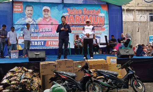 Ribuan Warga Ikuti Jalan Santai Bersama Paslon Gubernur Kepri Rudi-Rafiq