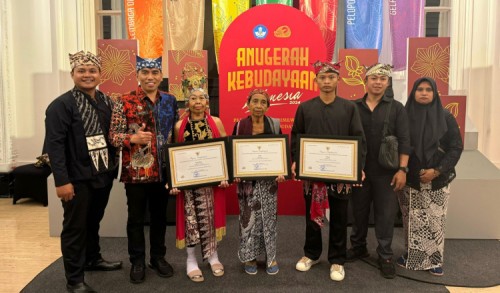 Penghargaan AKI 2024, Tiga Maestro Banyuwangi Diakui Atas Dedikasi Lestarikan Budaya