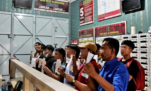 Belasan Napi di Lapas Bangkinang Dibebaskan, Keluarga Diingatkan Bantu Pengawasan