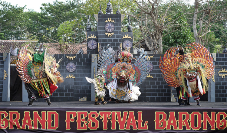 Ragam Barong Banyuwangi Unjuk Kebolehan di Festival Barong Kumbo