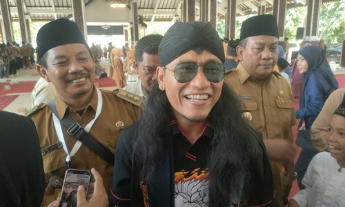 Gus Miftah Hadir di Tasyakuran dan Santunan Anak Yatim oleh Forum Kades dan BPD se-Sidoarjo