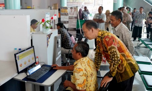 Pastikan Sesuai Prosedur, Pjs Bupati Tuban Tinjau Layanan Publik