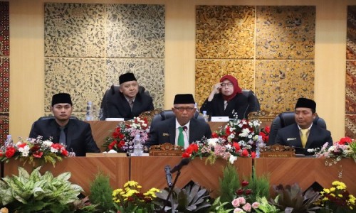 Bupati Tuban Mas Lindra Sampaikan Apresiasi kepada Ketua DPRD Periode 2019-2024