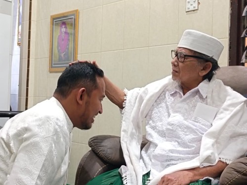 Dapat Restu Pengasuh Ponpes Al-Qodiri, Achmad Fauzi Siap Utamakan Kepentingan Masyarakat