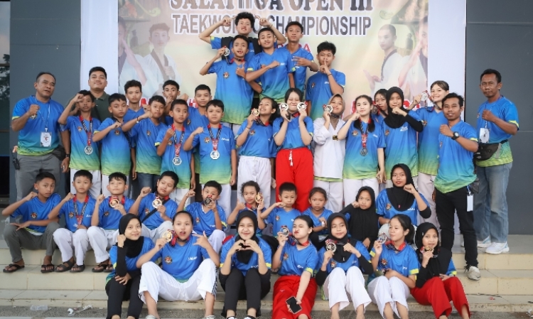 Taekwondo Samin Blora Boyong 17 Emas dan 21 Medali Perak di Ajang Taekwondo Championship Kemenpora Salatiga