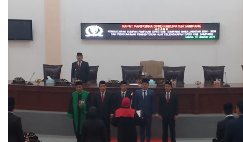 4 Anggota DPRD Sampang Disumpah Jabatan 2024-2029, Begini Tanggapan Pj Bupati