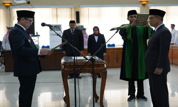 Dilantik, Joko Lukito Jabat Pj Sekda Bojonegoro