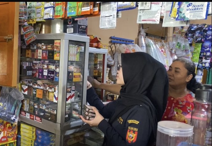 Gempur Rokok Ilegal di Tuban, Petugas Gabungan Sisir Puluhan Toko dan Kios