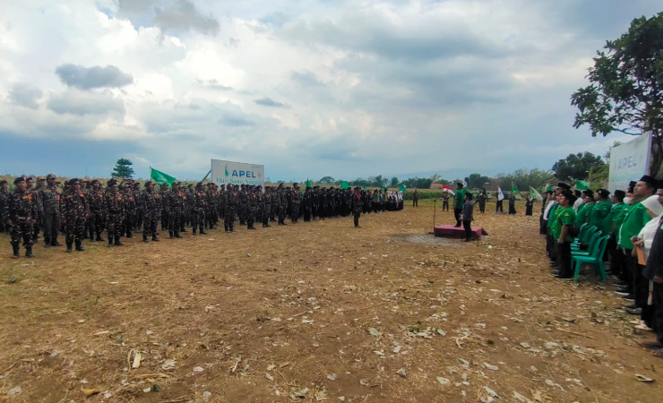 Kader NU Apel Hari Santri di Area Pembangunan Gedung Perguruan Tinggi NU Probolinggo