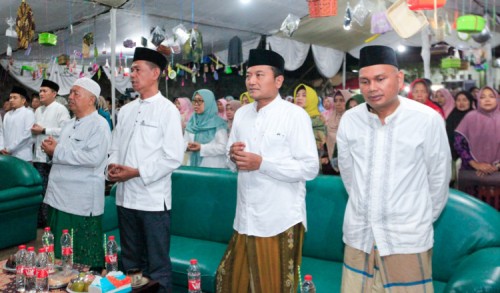 Debat Pertama Pilkada Banyuwangi, Gus Makki: Cukup Asupan Madu dan Kesehatan Prima