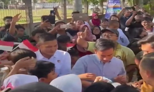 Kunjungan Wapres Gibran ke Pasar Gotong Royong: Aksi Nyata untuk Rakyat Kecil